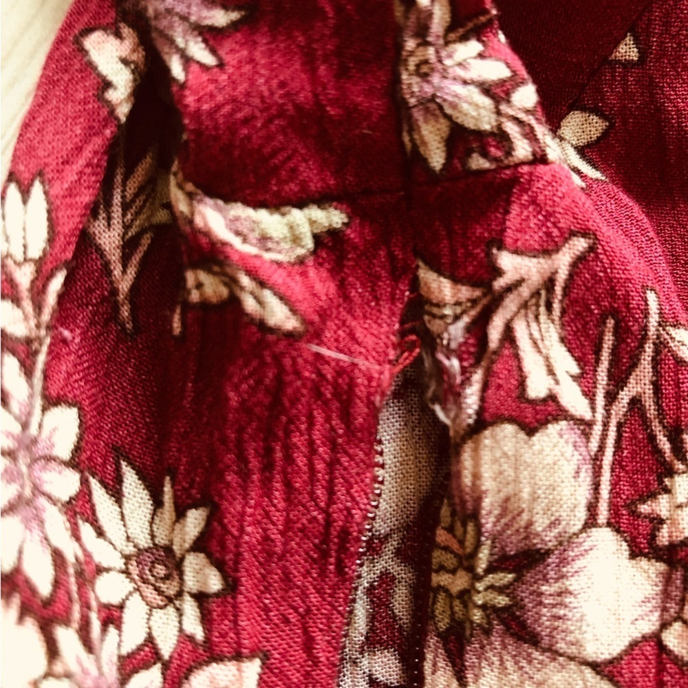 American Eagle Outfitters Red Floral Viscose Dress - Picture 12 of 13